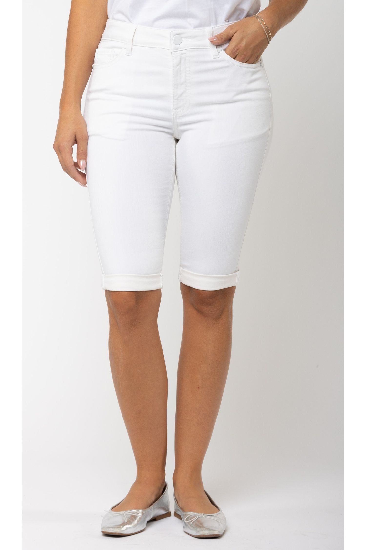 Front view of Carreli Jeans Bermuda Shorts - Style PB-002 in white