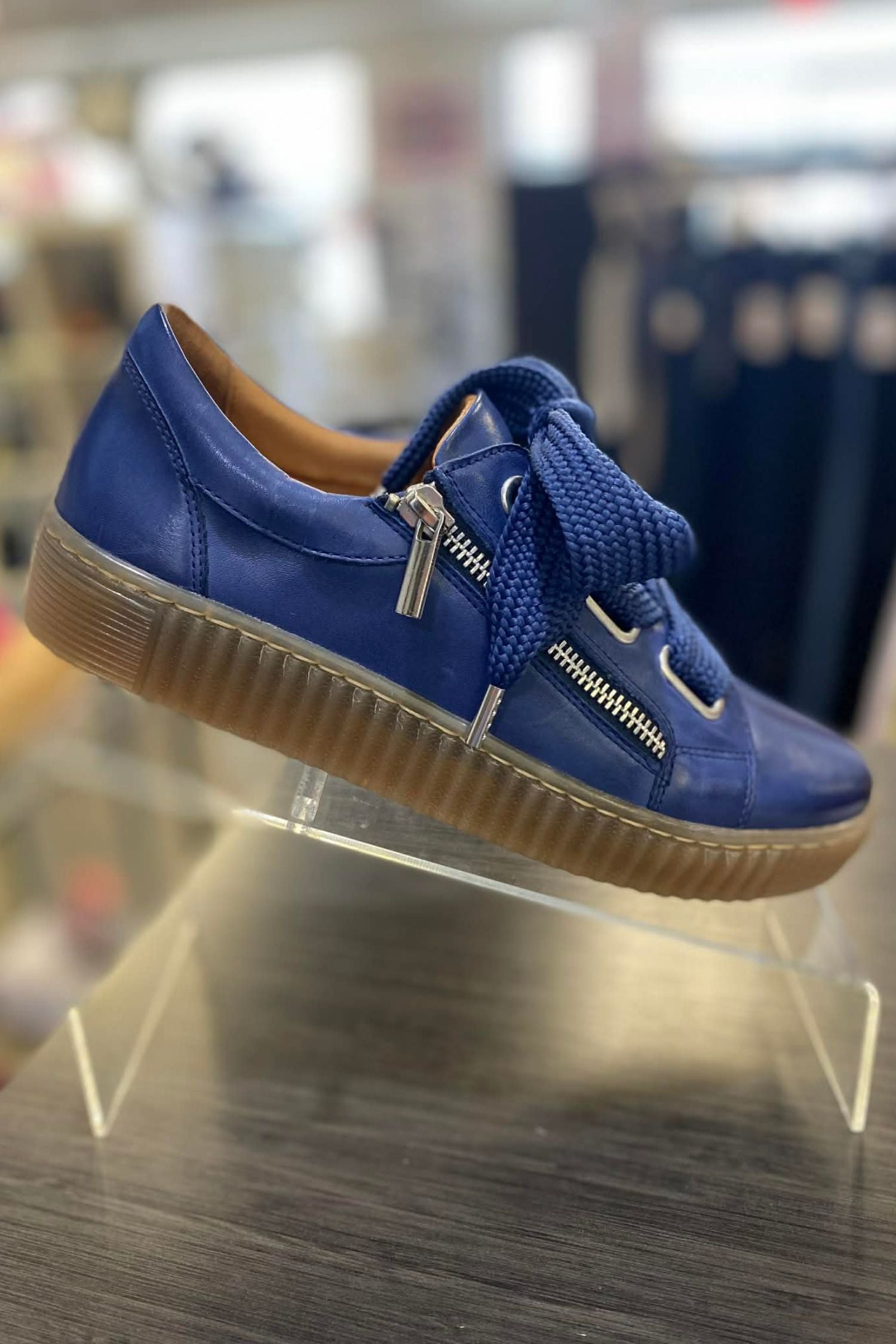 Side view of EOS Fashion Sneaker - Style Jovi in dusk blue