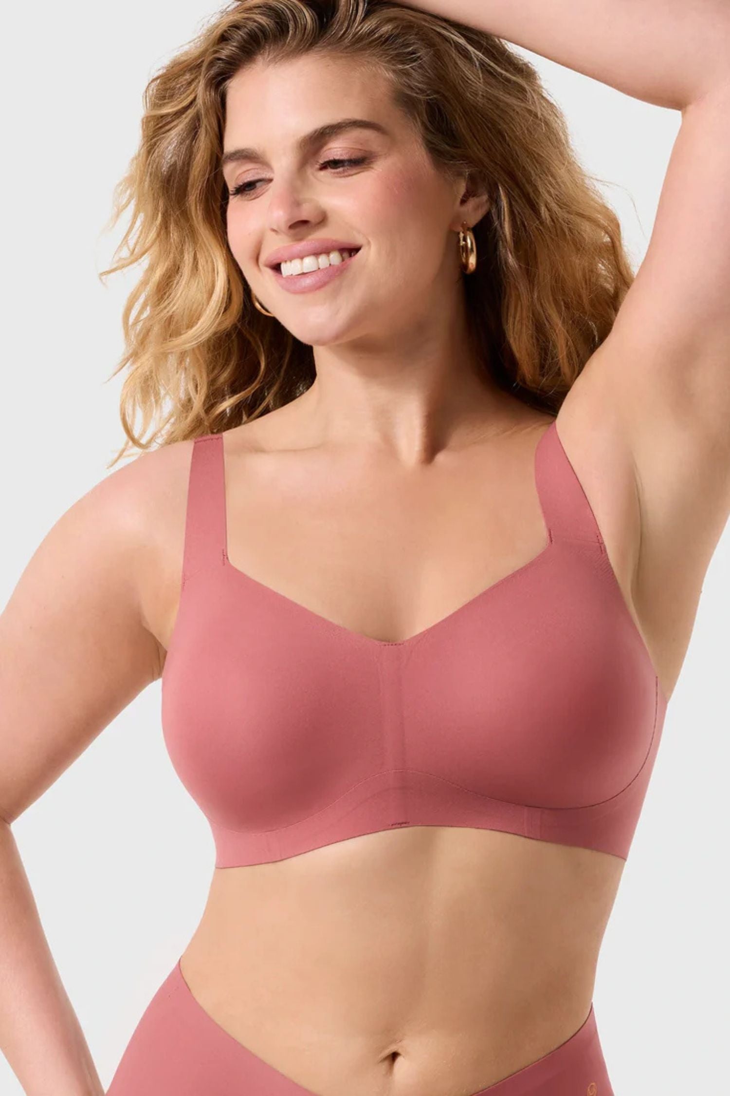 Front view of Evelyn and Bobbie Beyond Wirefree Bra in pink canyon