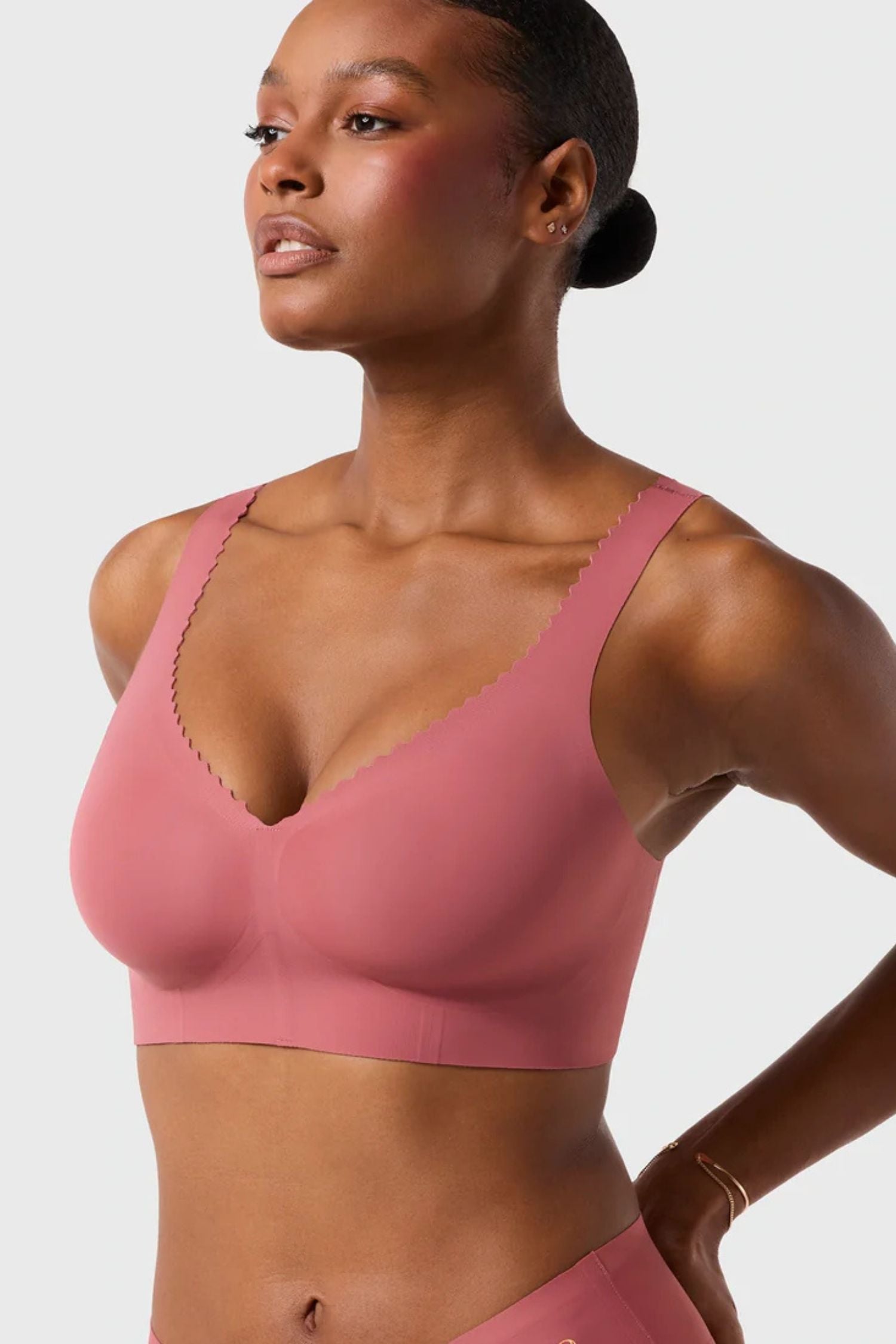 Front view of Evelyn and Bobbie Evelyn Wire-Free Bra in pink canyon
