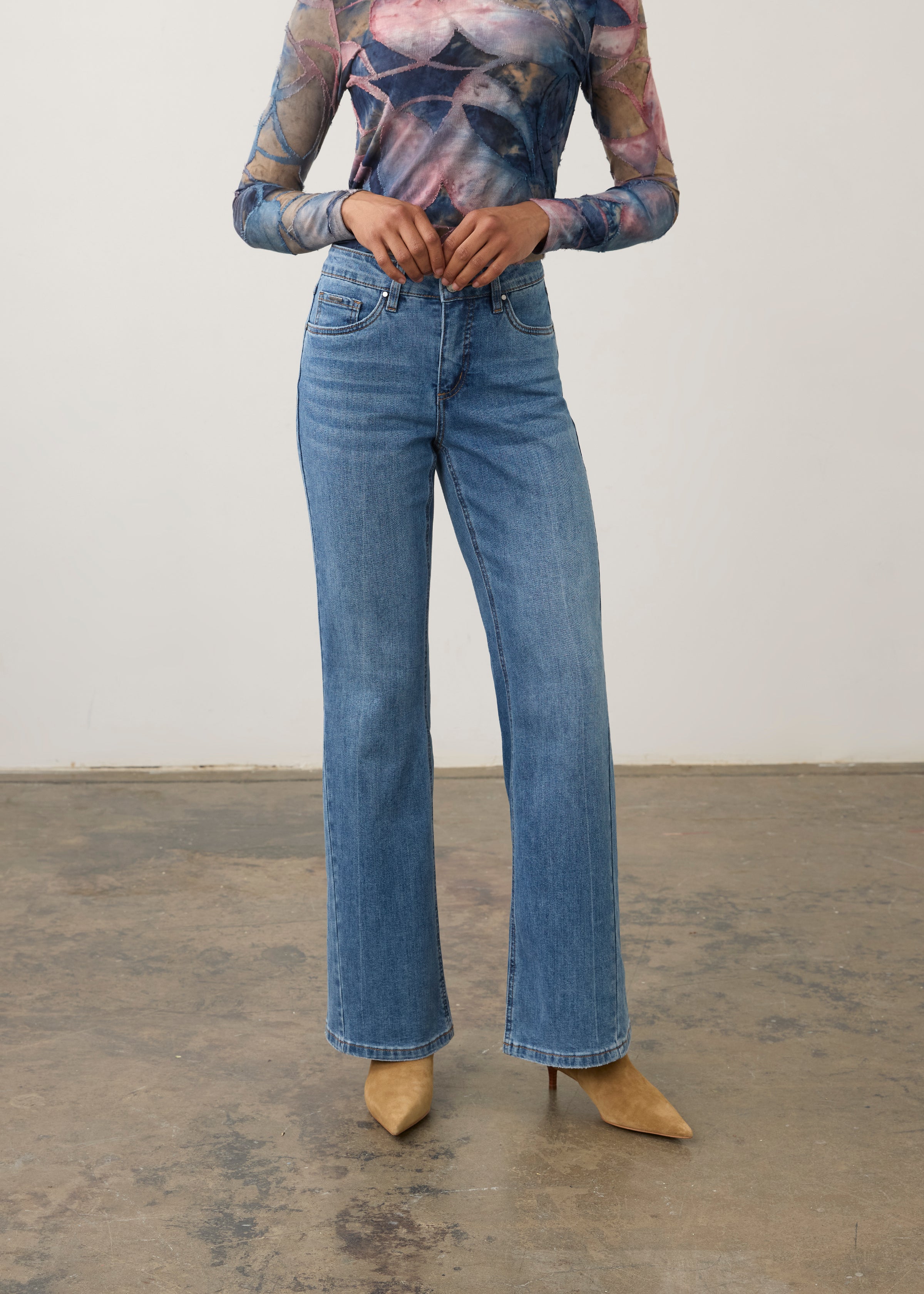 Front view of FDJ Olivia Bootleg Jeans - Style 2266843 in med wash