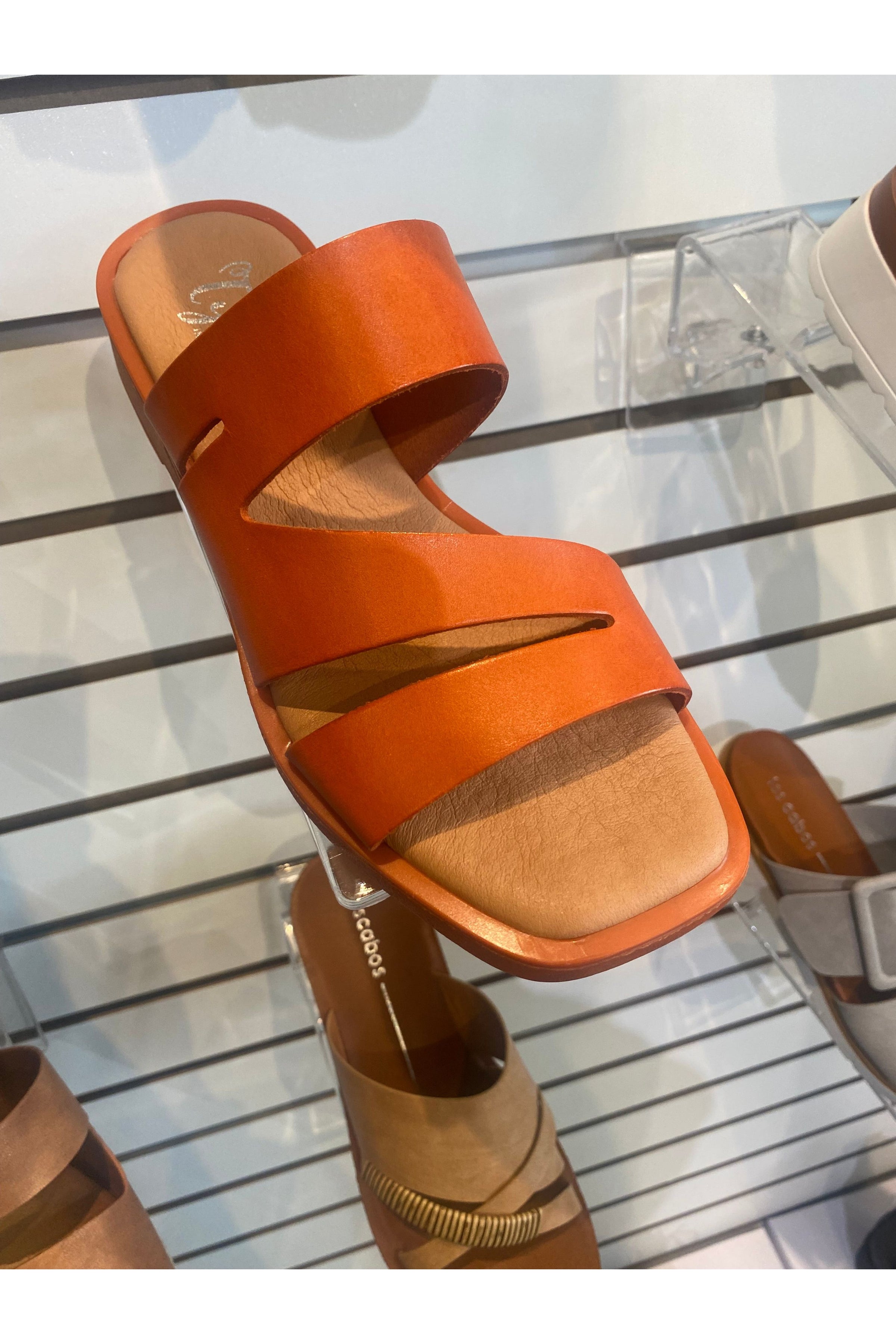 Tyche Flat Sandal - Style Jordana, orange