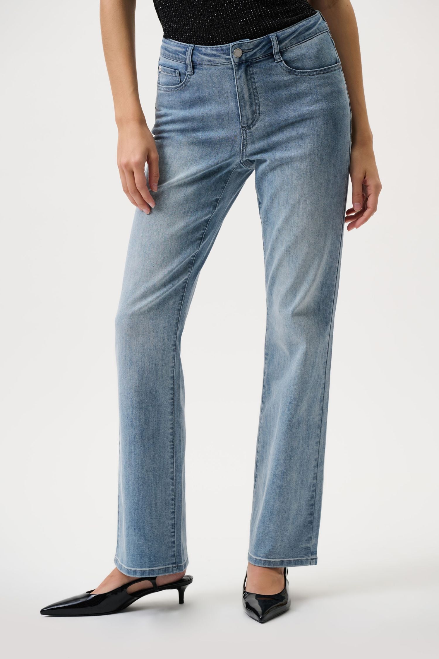 Front view of Joseph Ribkoff Brooke Bootcut Jean - Style 251967 in light blue denim