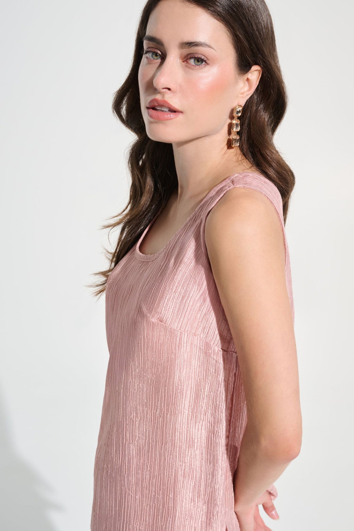 Side view of Joseph Ribkoff Crinkle Jacquard Sleeveless Top – Style 262721 in misty rose