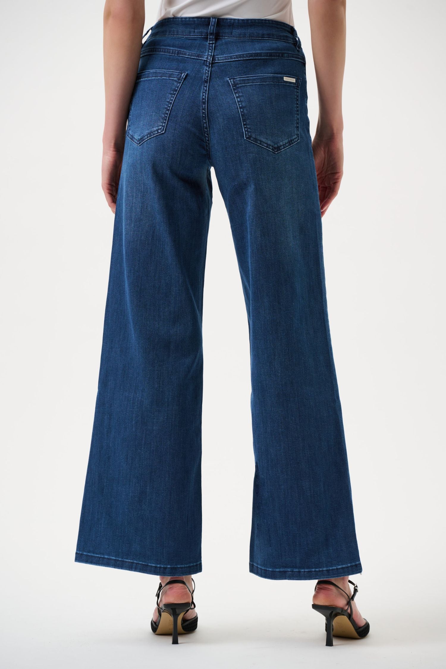 Joseph Ribkoff Goldie Classic Wide-Leg Stretch Jeans - Style