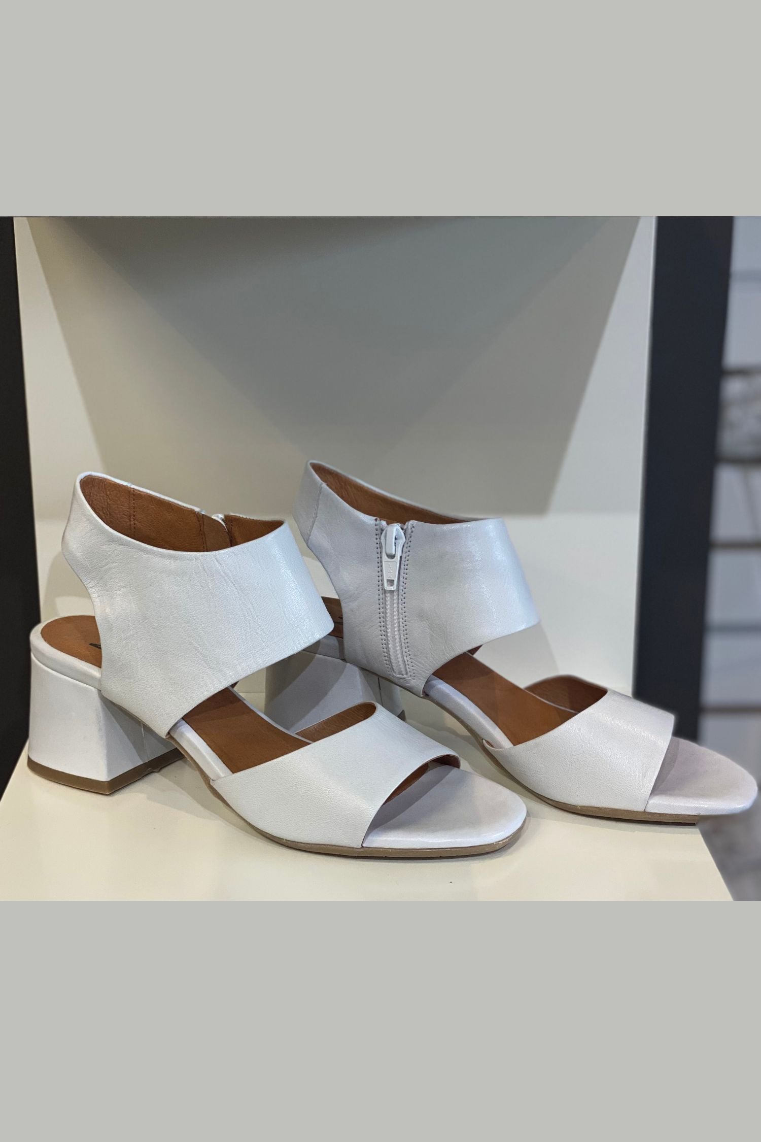 【MICHI x SLY POINTED TOE SANDAL】 High Heels, Half Slipper with Toe, Stiletto Mesh Rhinestone