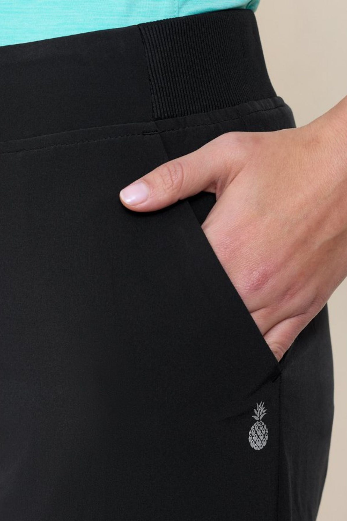 Pocket view of Tommy Bahama Alicia IslandZone® Cropped Easy Pants - Style SW121063 in black