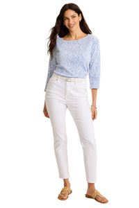 Outfit view of Tommy Bahama Ashby Isles Porto Fronds Bateau-Neck T-Shirt - Style SW222335