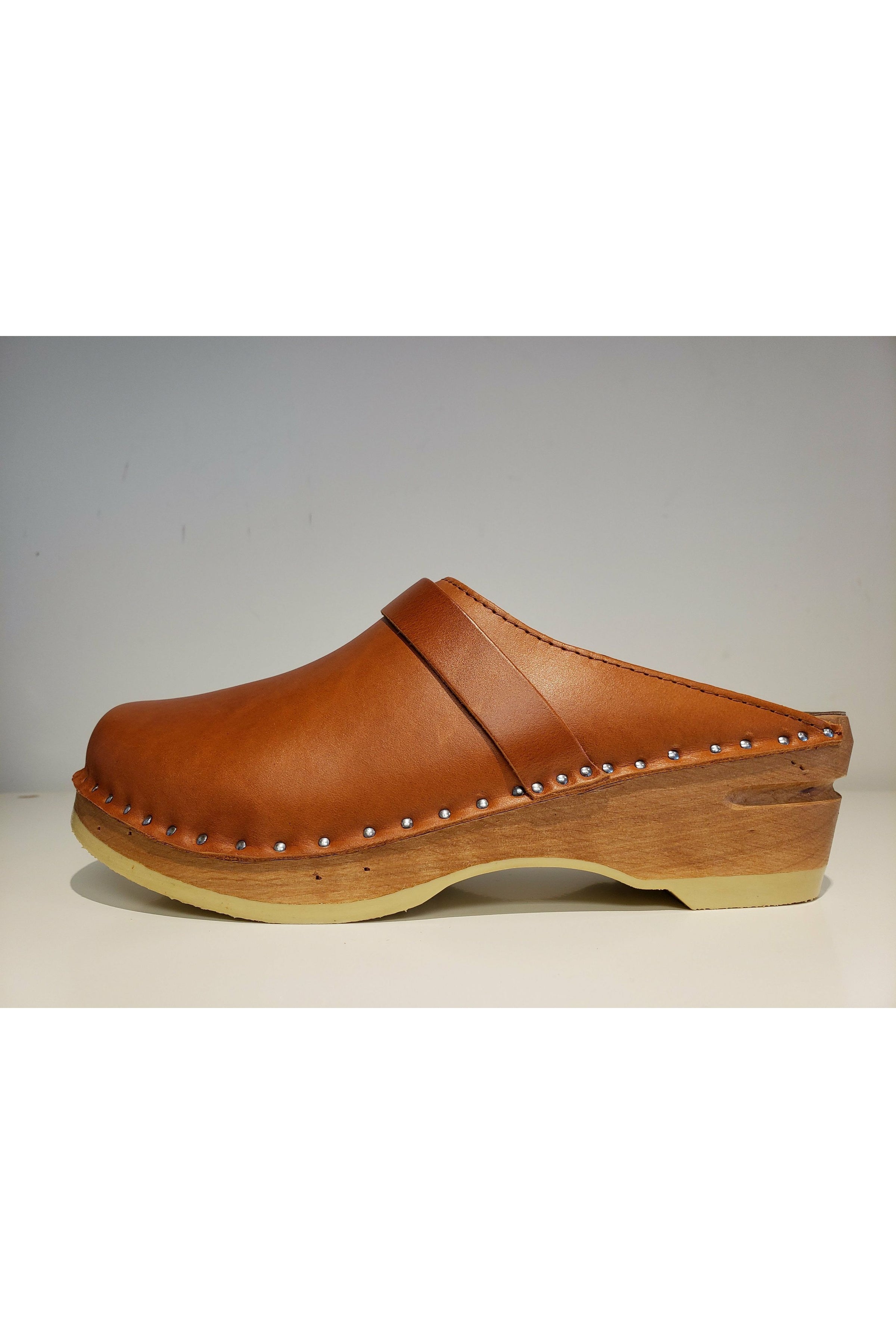 Troentorp Da Vinci Clog, side, cognac