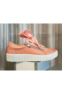 EOS Fashion Sneaker - Style Jovi, outside