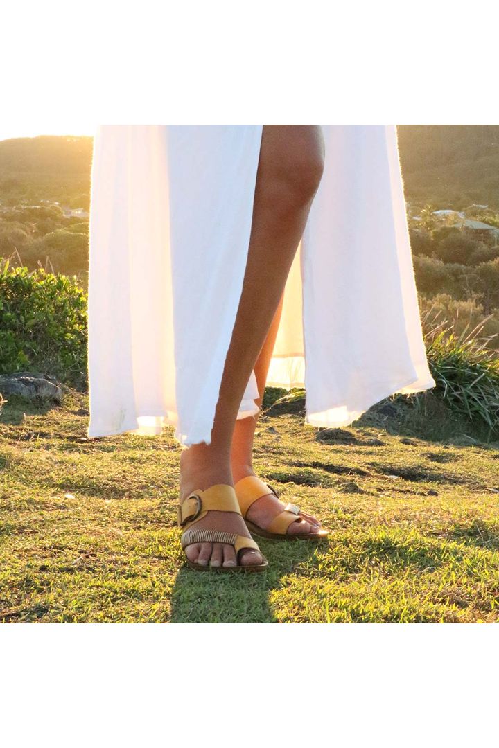 Los Cabos Slide Sandal - Style Bria, lifestyle