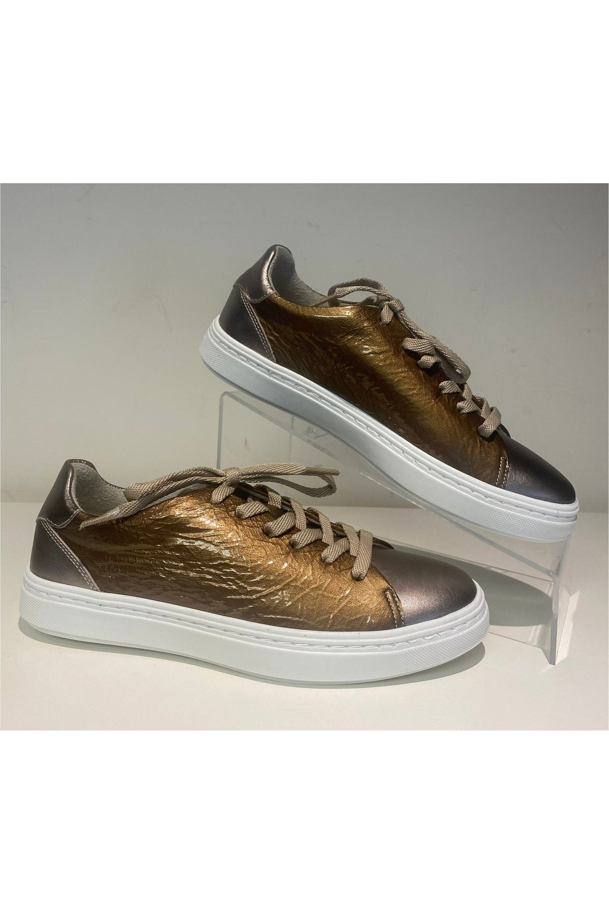 Bos & Co Fashion Sneaker - Style Cherise, pair