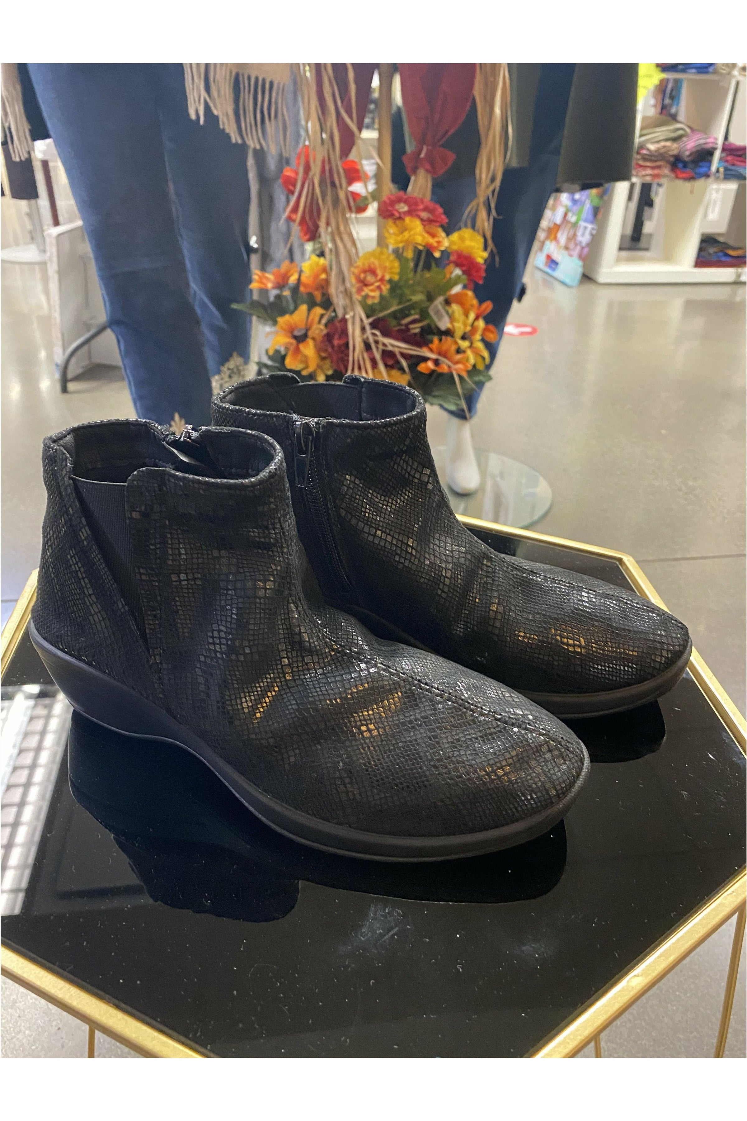 Arcopedico Vegan Luana Boots - Style 4284, alt