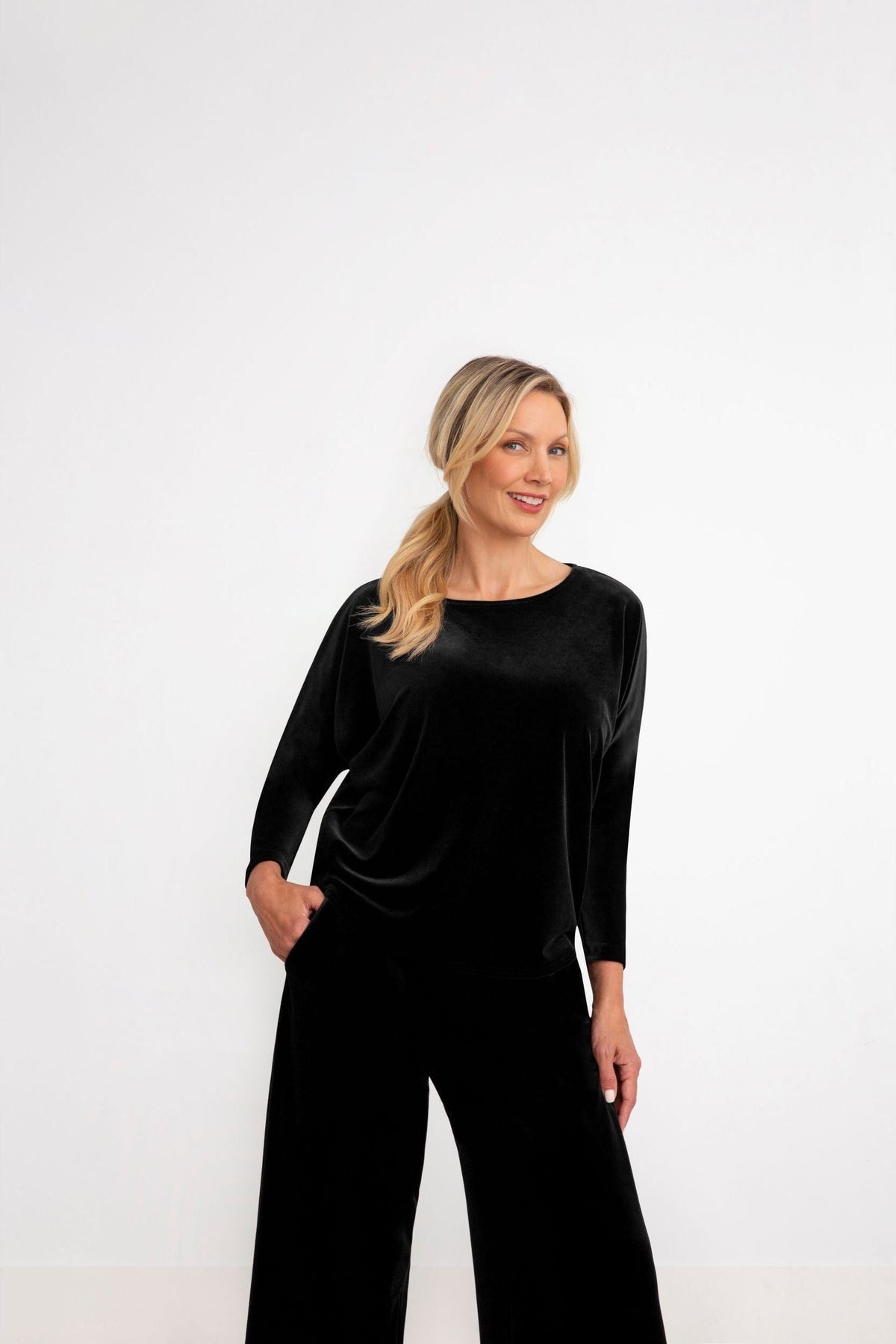 Sympli Velvet Savvy Nu Cinch Top - Style V3235-3, front, black